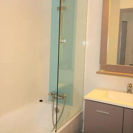 Apartment Gasmic - Pour 4 Personnes Avec Piscine Et Acces Direct A La Situe Aux Marines De Gassin