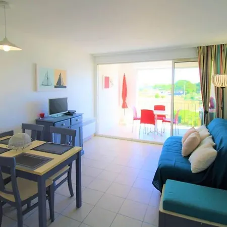 Gasmic - Pour 4 Personnes Avec Piscine Et Acces Direct A La Situe Aux Marines De Gassin